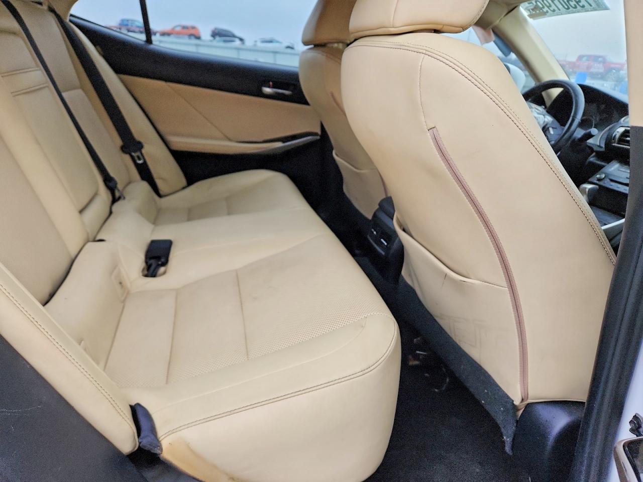 2016 Lexus Is 300 bas VIN JTHCM1D22G5004355 photo 10