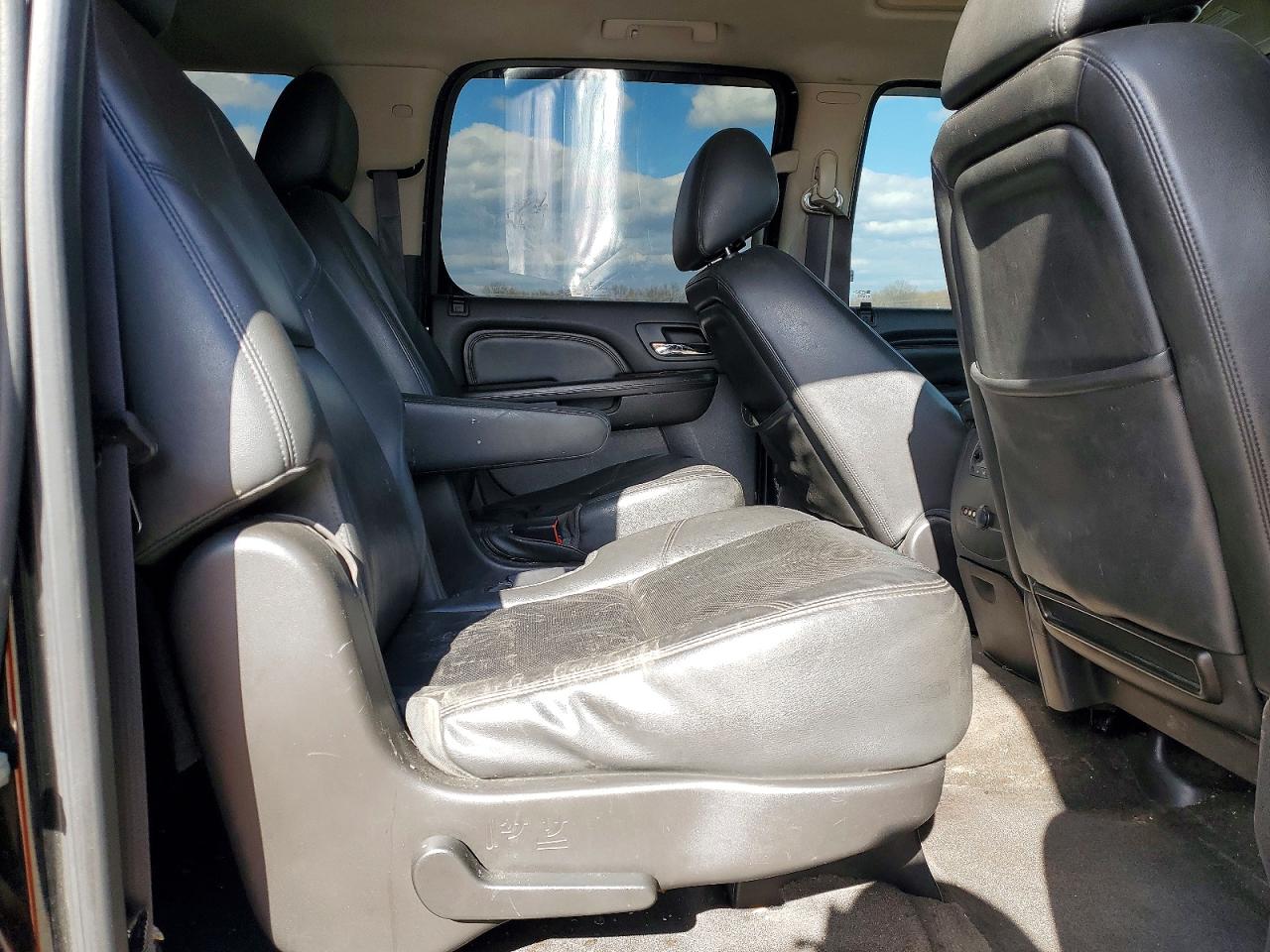 2012 GMC Yukon VIN 1GKS2MEF9CR231202 photo 11