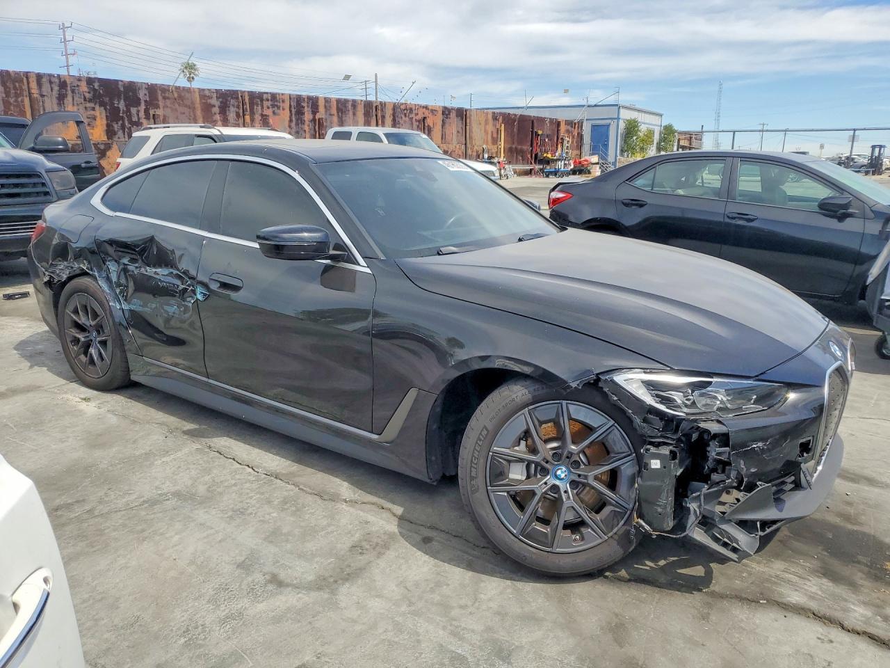 2023 BMW All other VIN WBY73AW0XPFN82228 photo 4