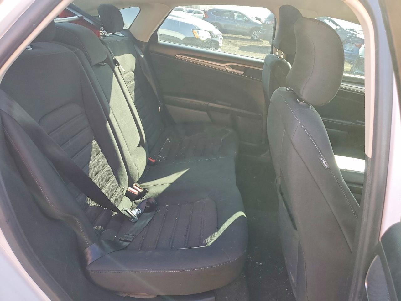 2019 Fusion VIN 3FA6P0LU7KR265446 photo 10