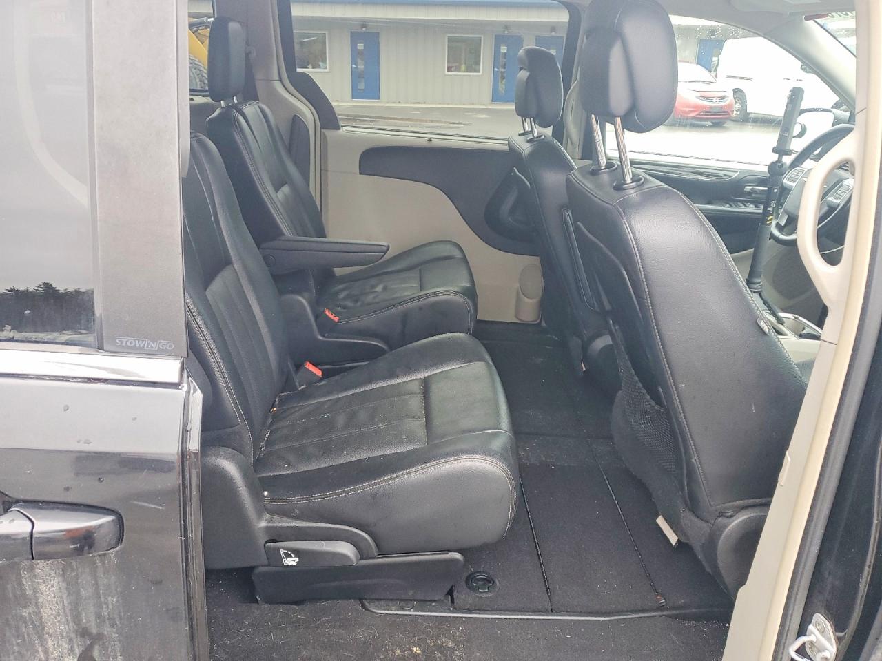 2012 CHRY Minivan VIN 2C4RC1CG3CR292444 photo 11