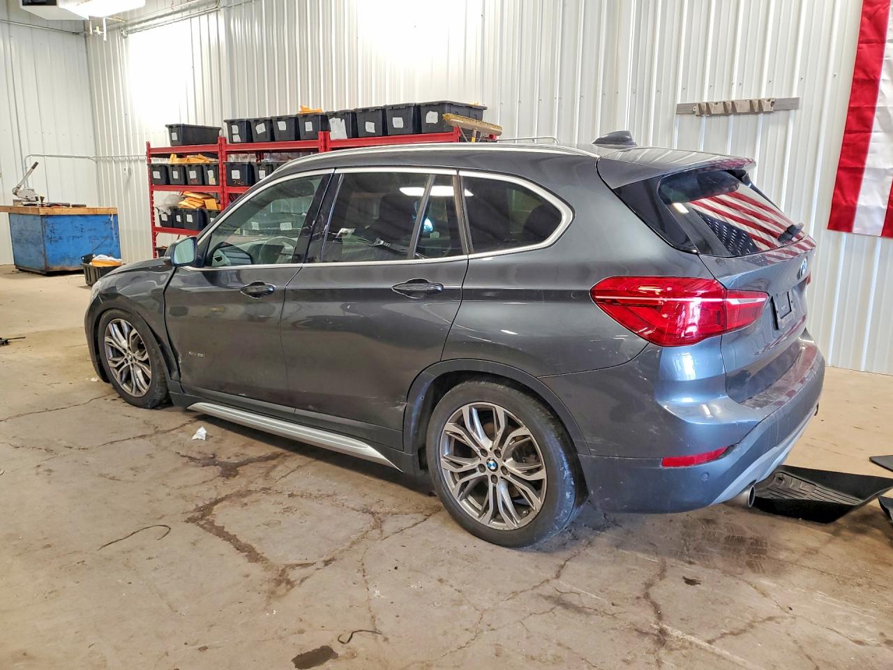 2016 BMW X1 VIN WBXHT3C30GP884589 photo 2