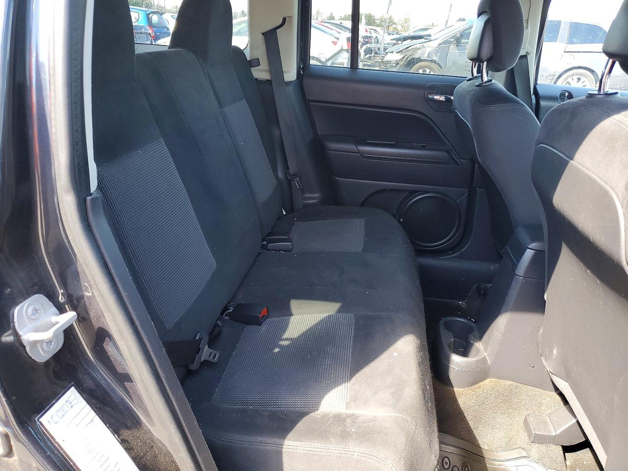 2014 Jeep Patriot VIN 1C4NJPBB9ED881260 photo 11