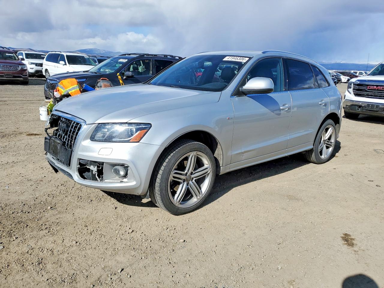 2010 Audi Q5 VIN WA1MKAFP1AA087712 photo 1