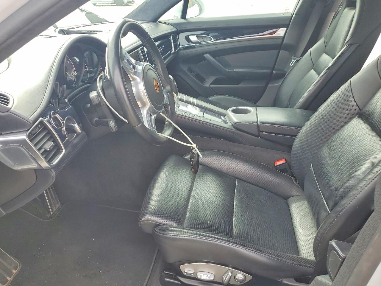 2016 Porsche Panamera VIN WP0AD2A75GL041314 photo 7
