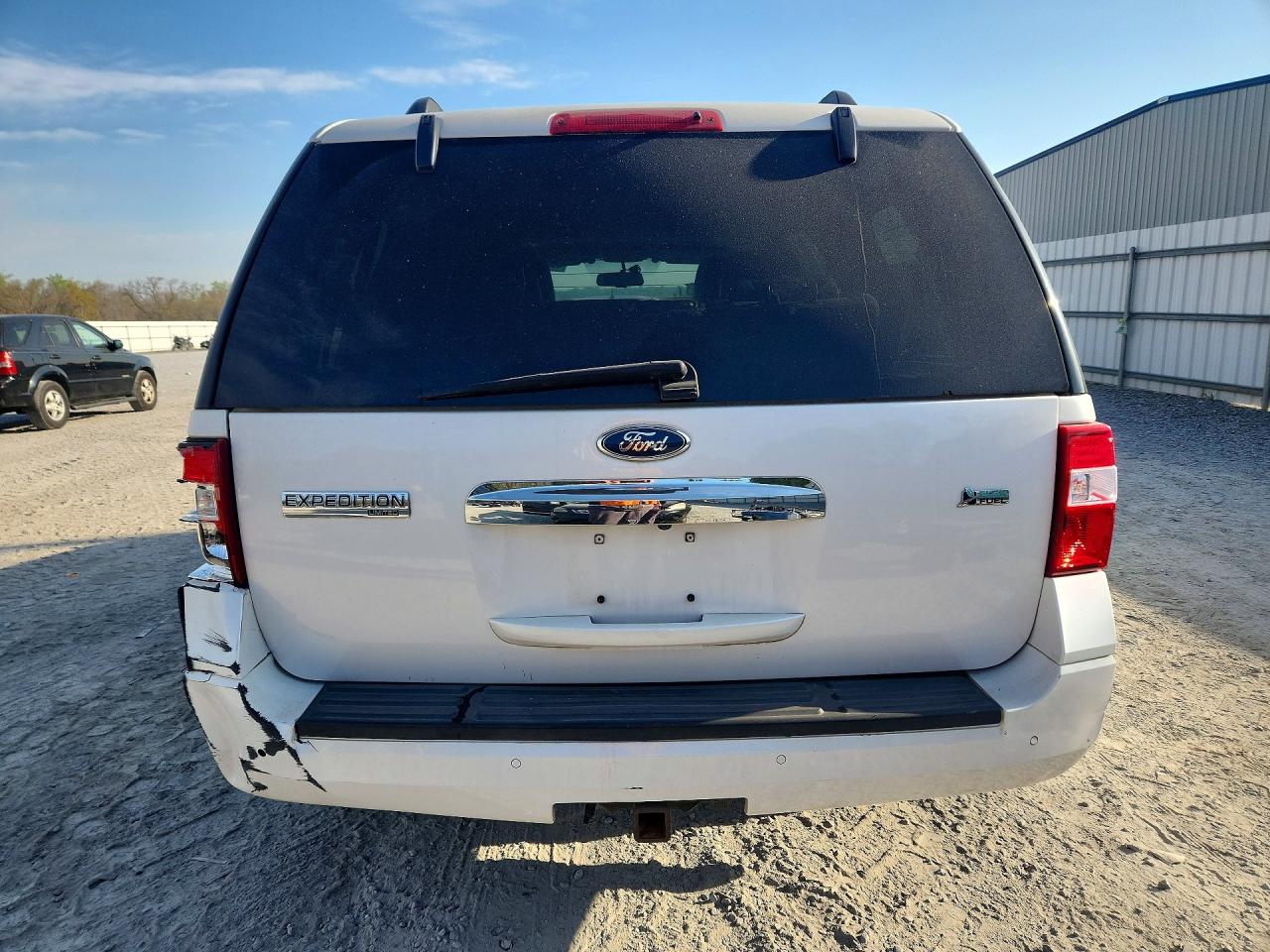 2013 Ford Expedition VIN 1FMJU1K50DEF62928 photo 6