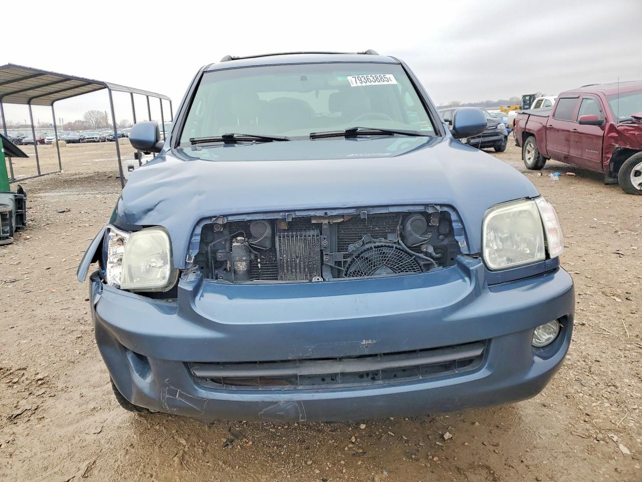 2005 Toyota Sequoia VIN 5TDBT48A25S238327 photo 5