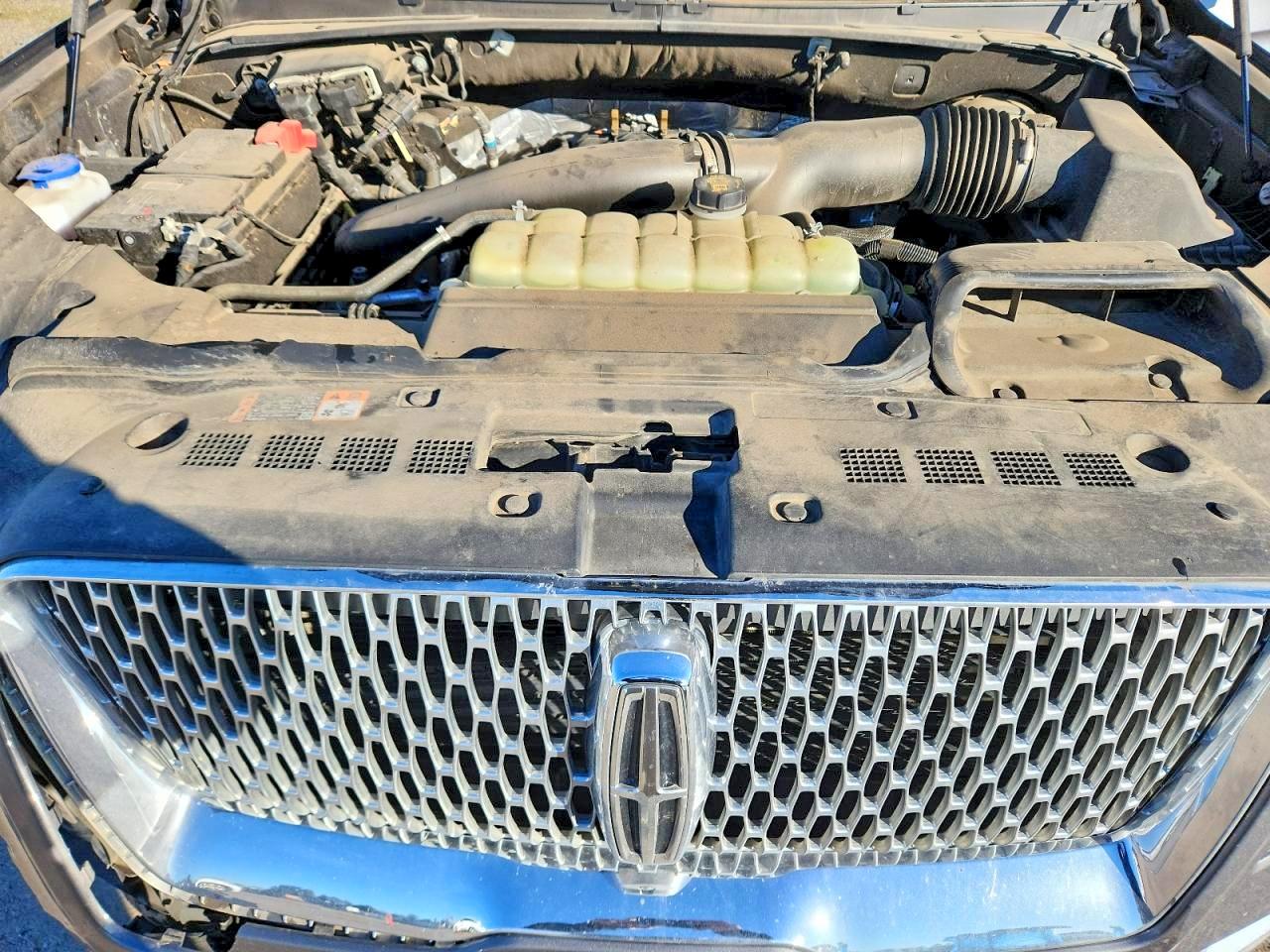 2021 Lincoln Navigator VIN 5LMJJ2LT1MEL15216 photo 11