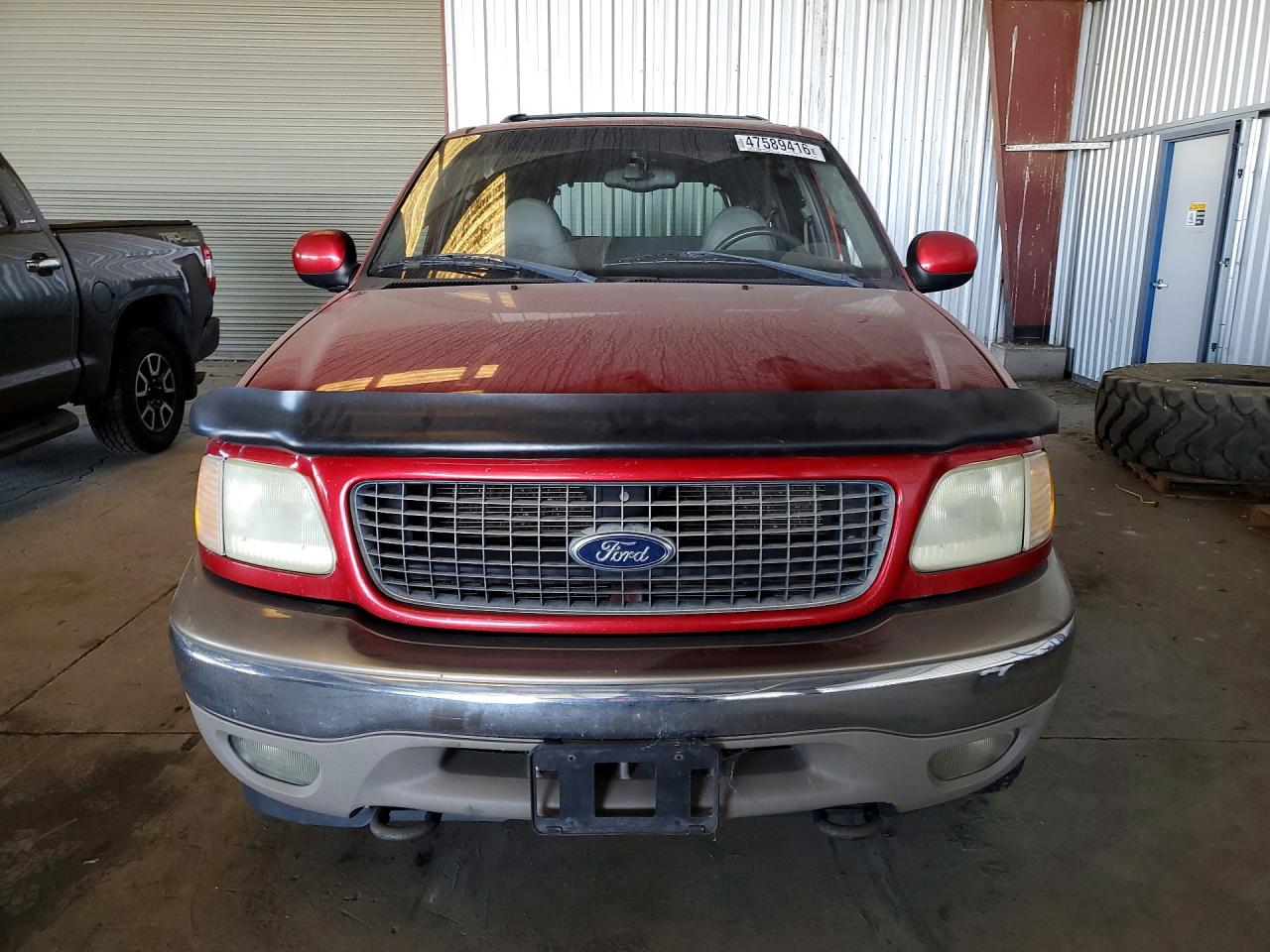 2002 Ford Expedition VIN 1FMPU18L12LA58011 photo 5