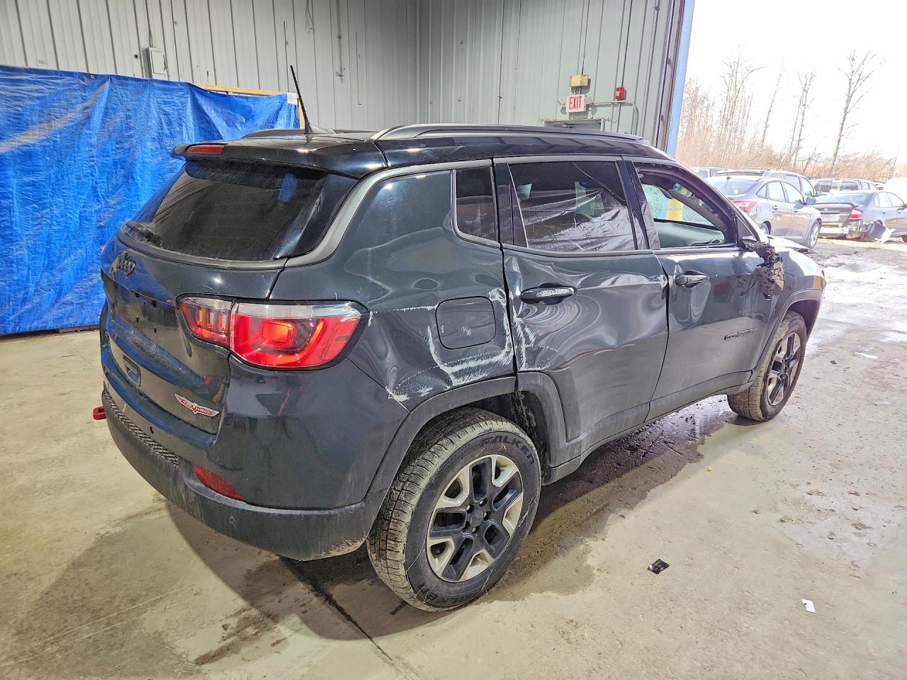 2018 Compass VIN 3C4NJDDB8JT282799 photo 3