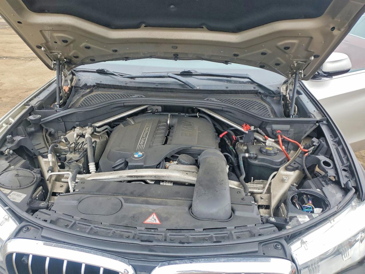 2014 BMW X5 VIN 5UXKR0C57E0K45499 photo 12
