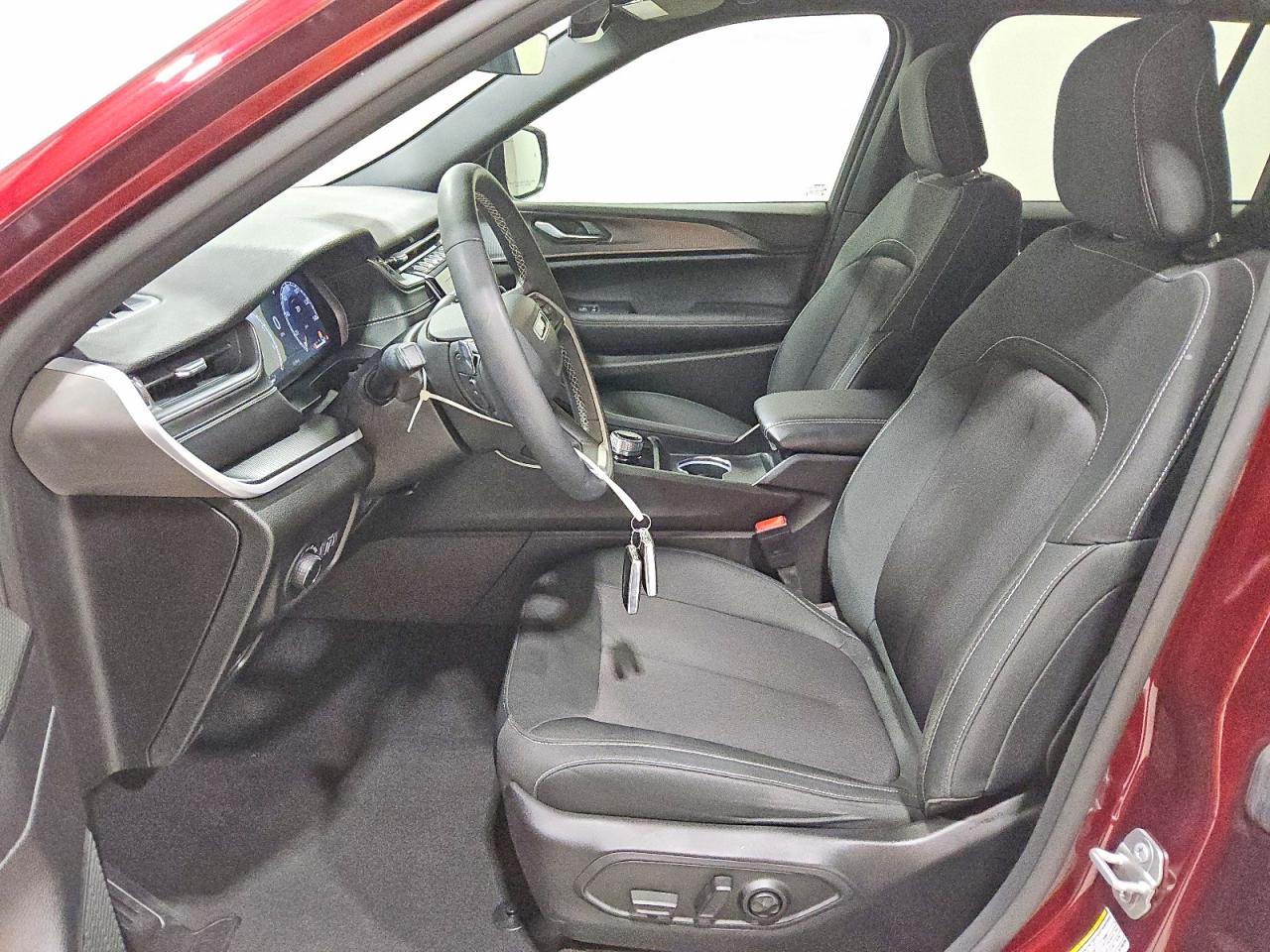 2025 Jeep Grand cher VIN 1C4RJHAG5SC298206 photo 7