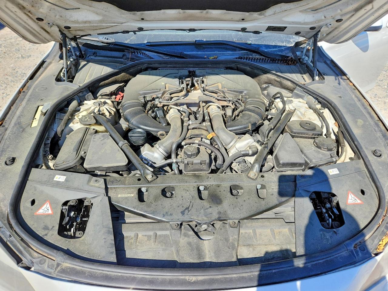 2011 BMW 7 series VIN WBAKB8C58BCY66973 photo 11