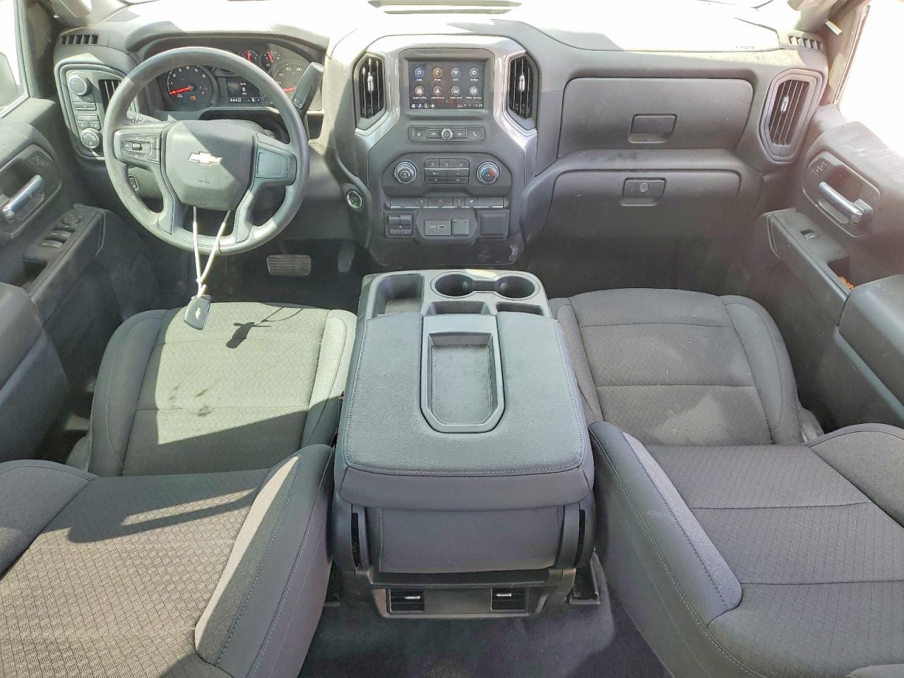 2025 Chevrolet All models VIN 1GC4KME70SF306754 photo 8