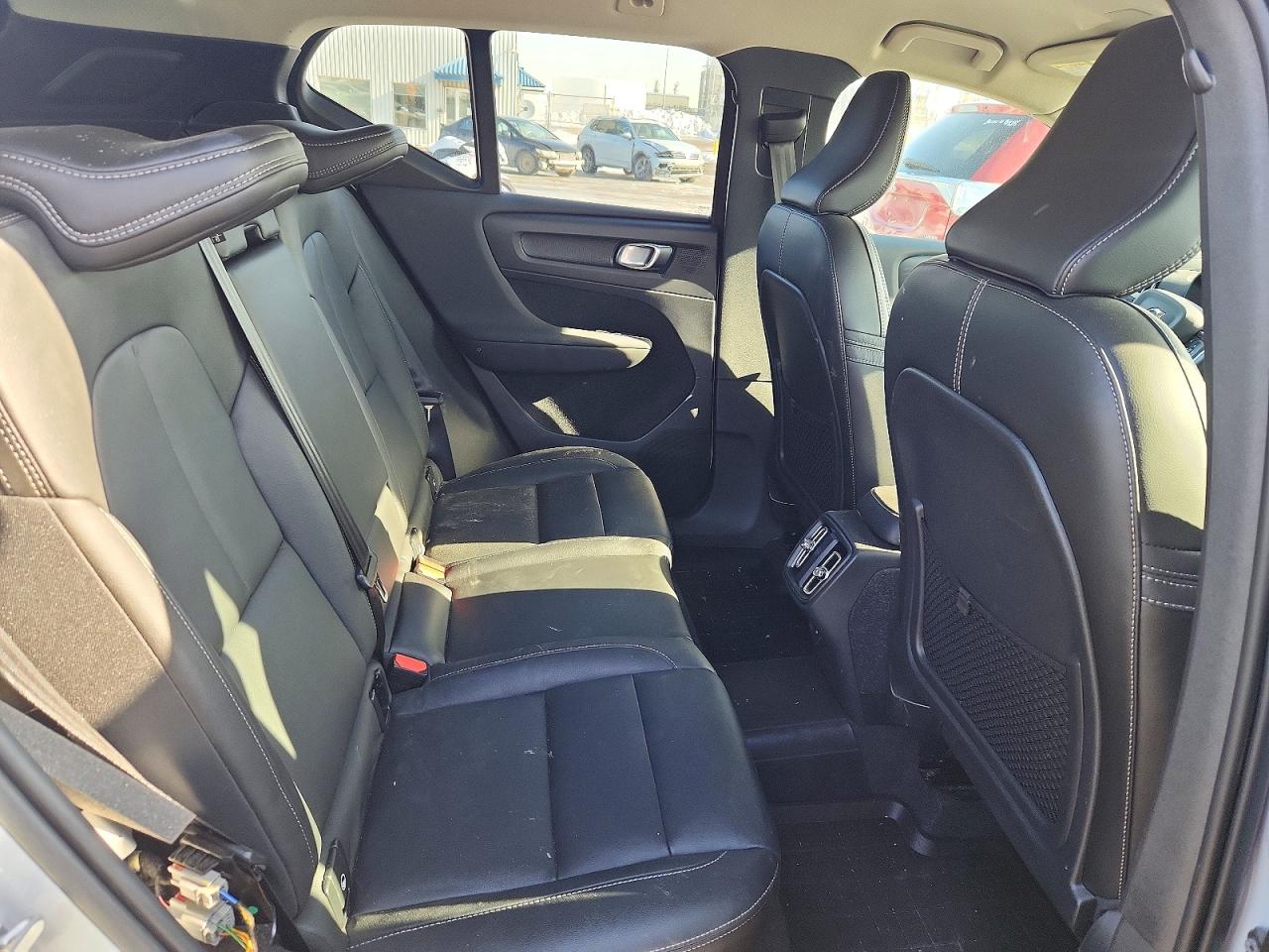 2021 Volvo Xc40 VIN YV4162UK1M2537297 photo 10