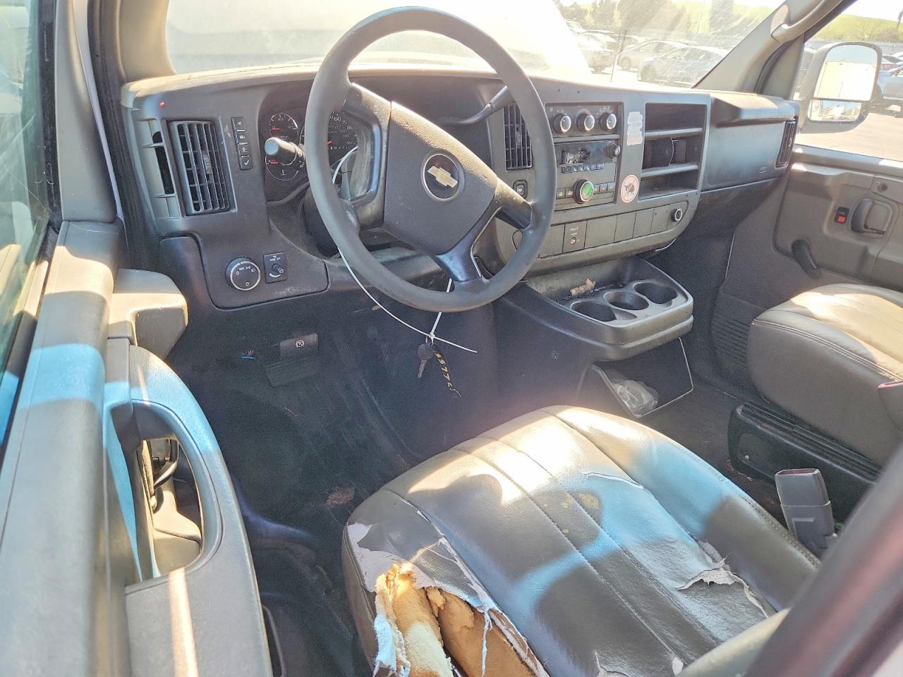 2009 CHEV Express VIN 1GCHG35K391154929 photo 8
