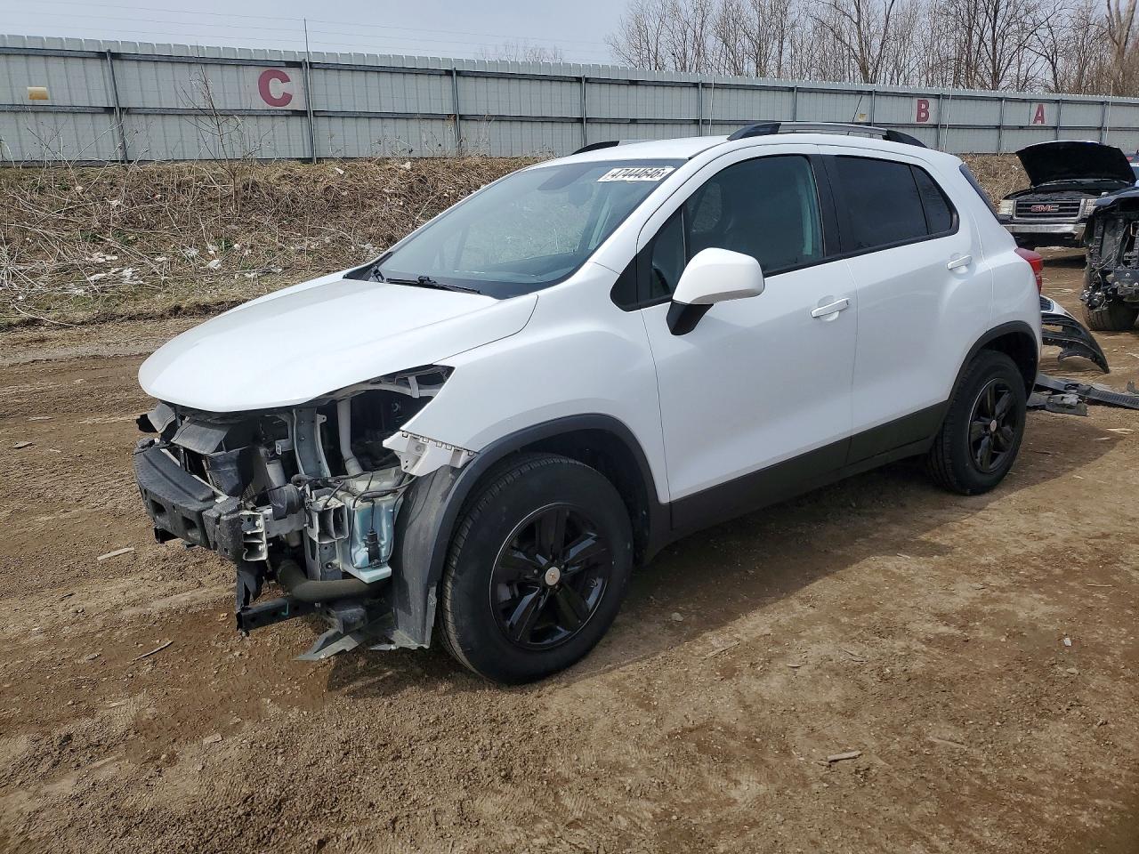 2021 Chevrolet Trax VIN KL7CJPSB1MB323465 photo 1