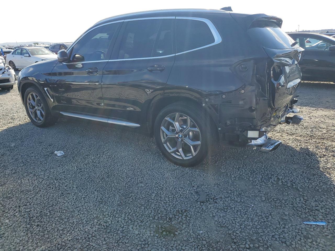 2023 BMW X3 VIN 5UX43DP07P9P51929 photo 2