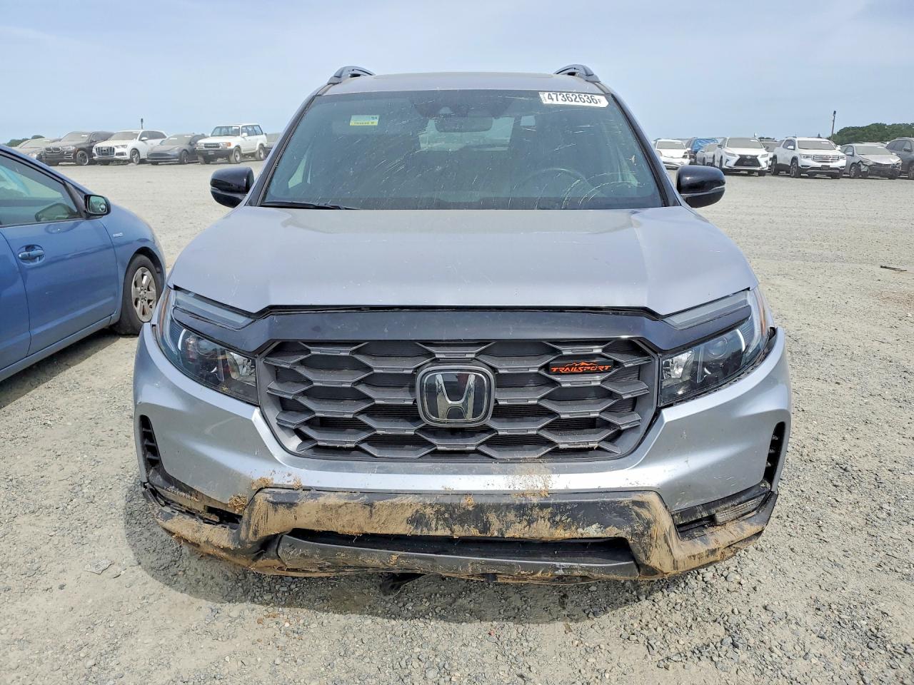 2022 Honda Passport VIN 5FNYF8H61NB025281 photo 5