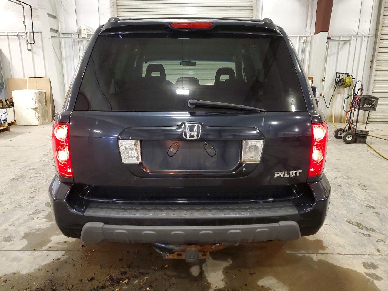 2004 Honda Pilot VIN 2HKYF18404H559457 photo 6