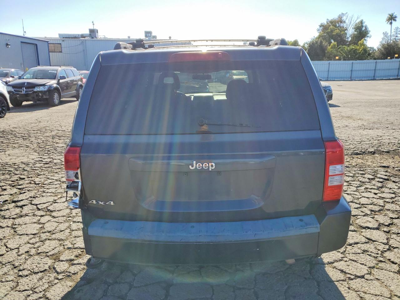 2008 Jeep Patriot VIN 1J8FF28W38D575476 photo 6