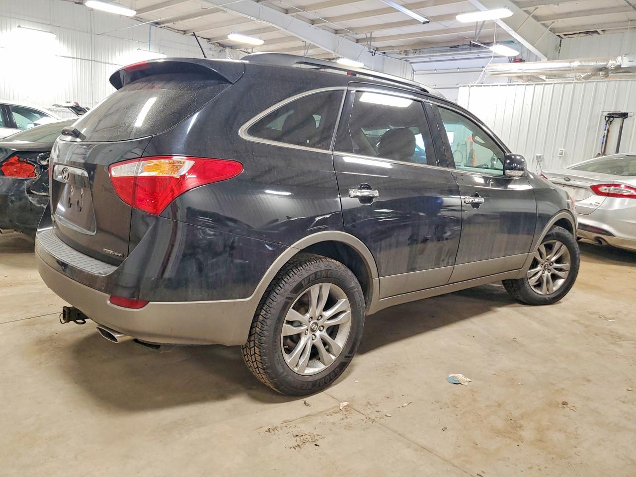 2012 Hyundai Veracruz VIN KM8NUDCC1CU204144 photo 3