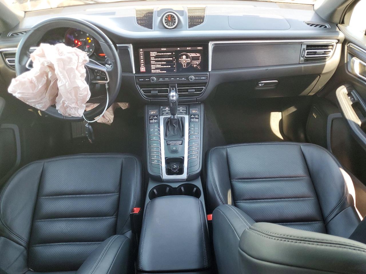 2020 Porsche Macan VIN WP1AG2A51LLB55521 photo 8