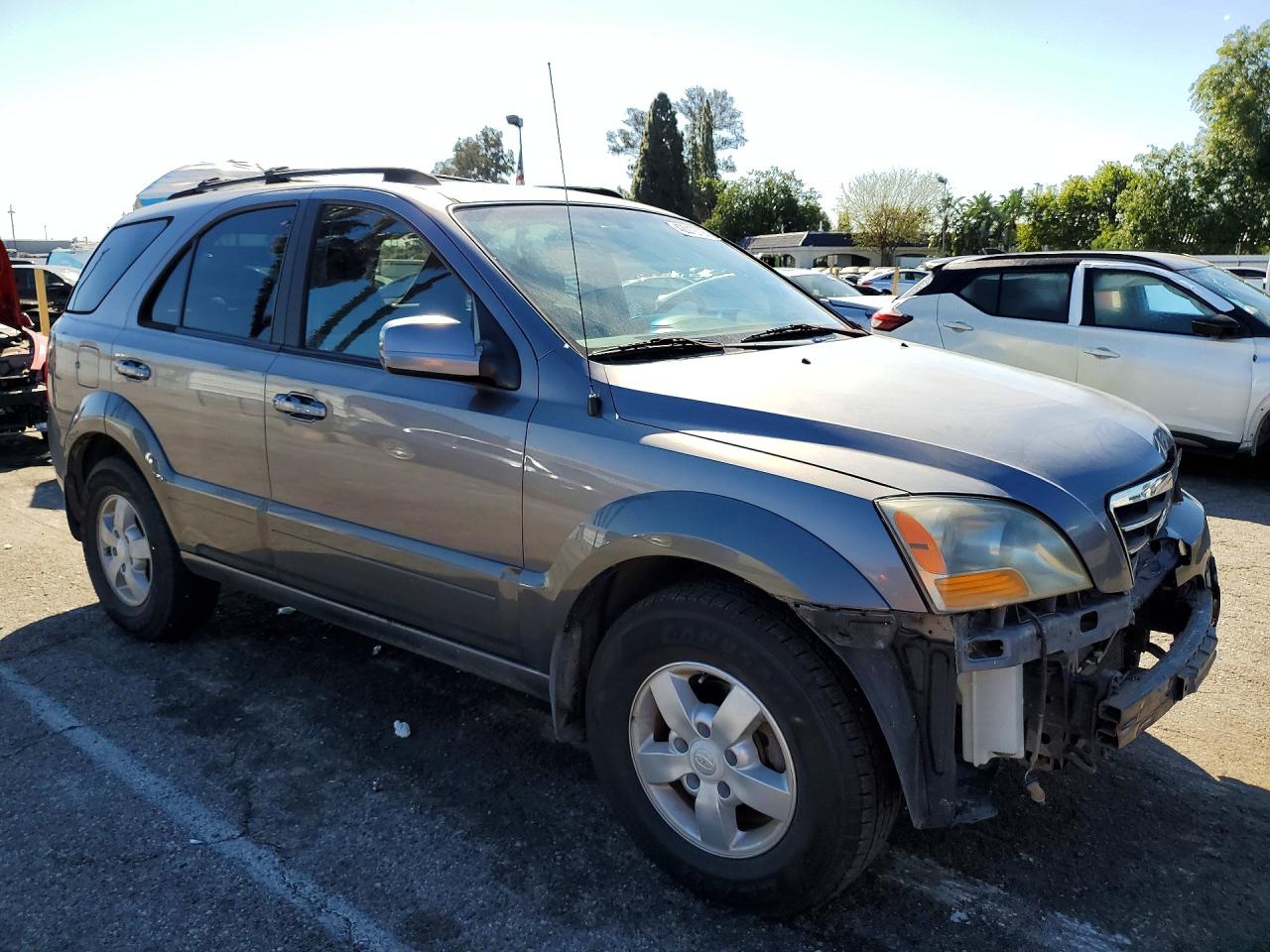 2007 KIA Sorento VIN KNDJD736075715830 photo 4