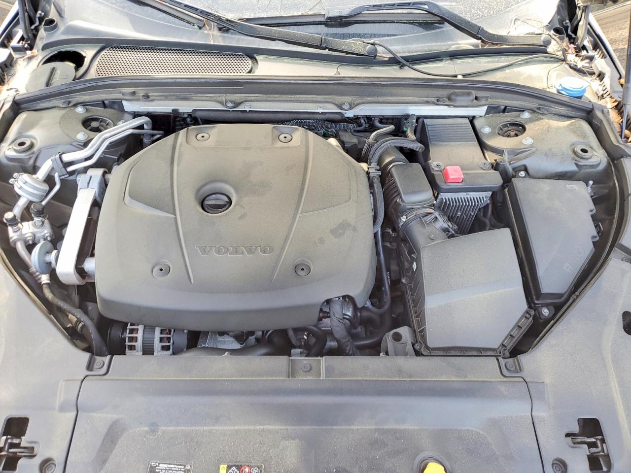 2017 Volvo S90 VIN YV1A22ML5H1004883 photo 11