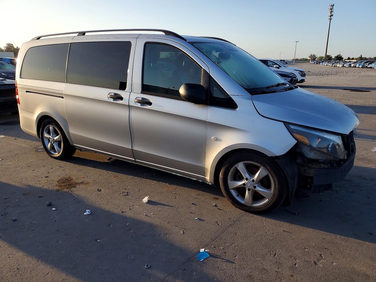 2016 Mercedes-Benz Metris VIN WD4PG2EE6G3090988 photo 4