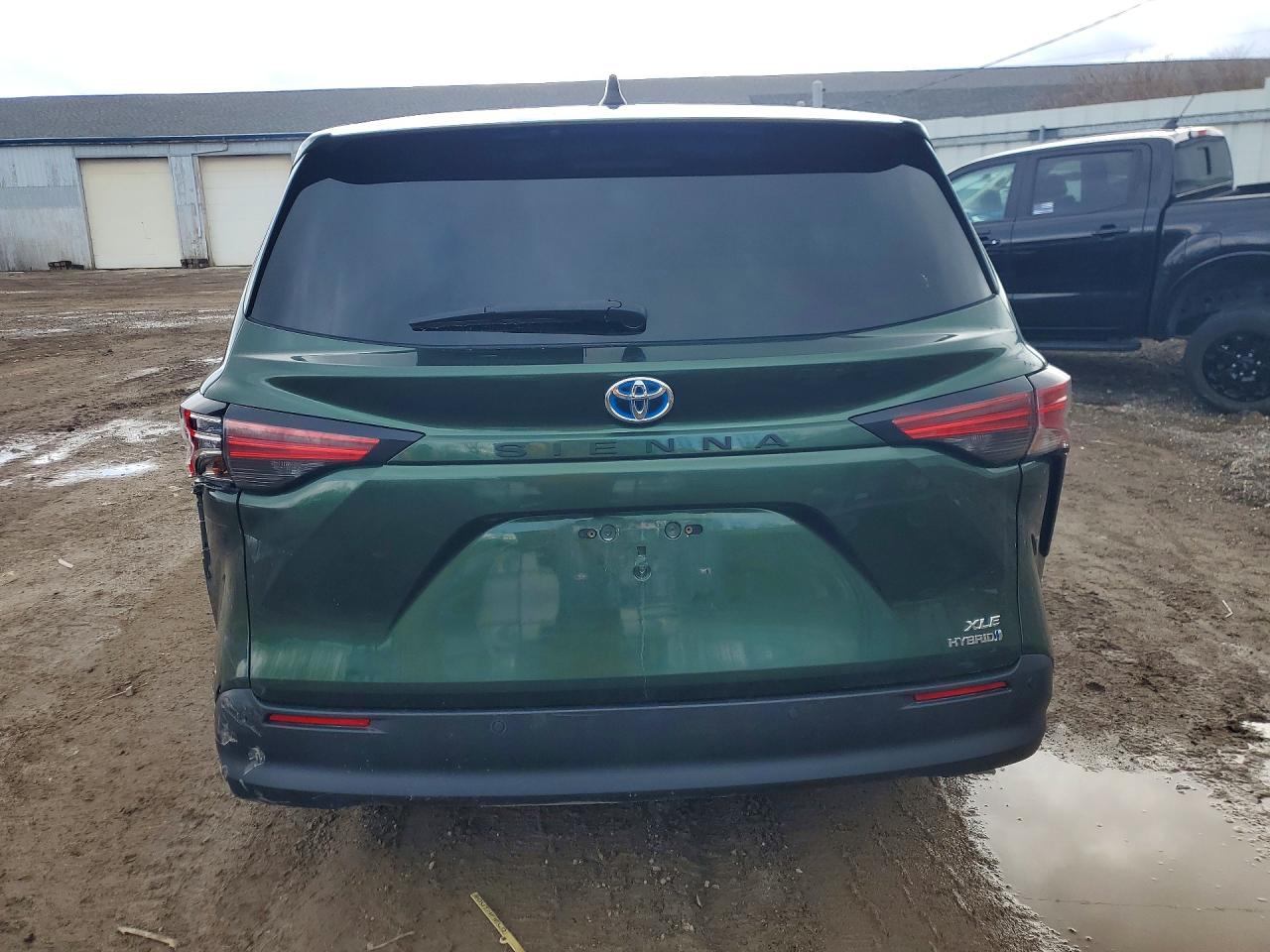 2021 Toyota Sienna VIN 5TDYRKEC1MS041103 photo 6