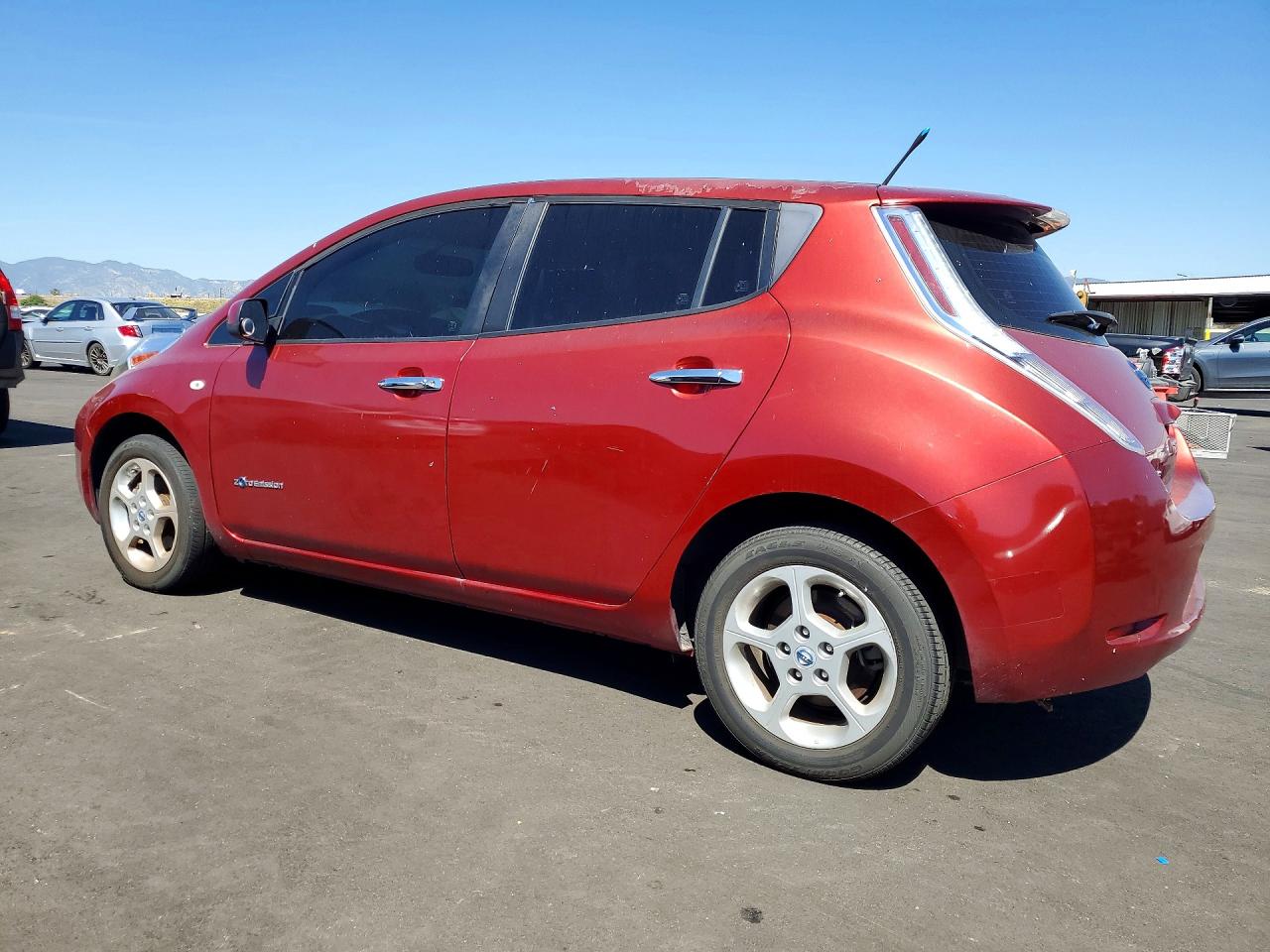 2011 Nissan Leaf VIN JN1AZ0CP9BT003440 photo 2