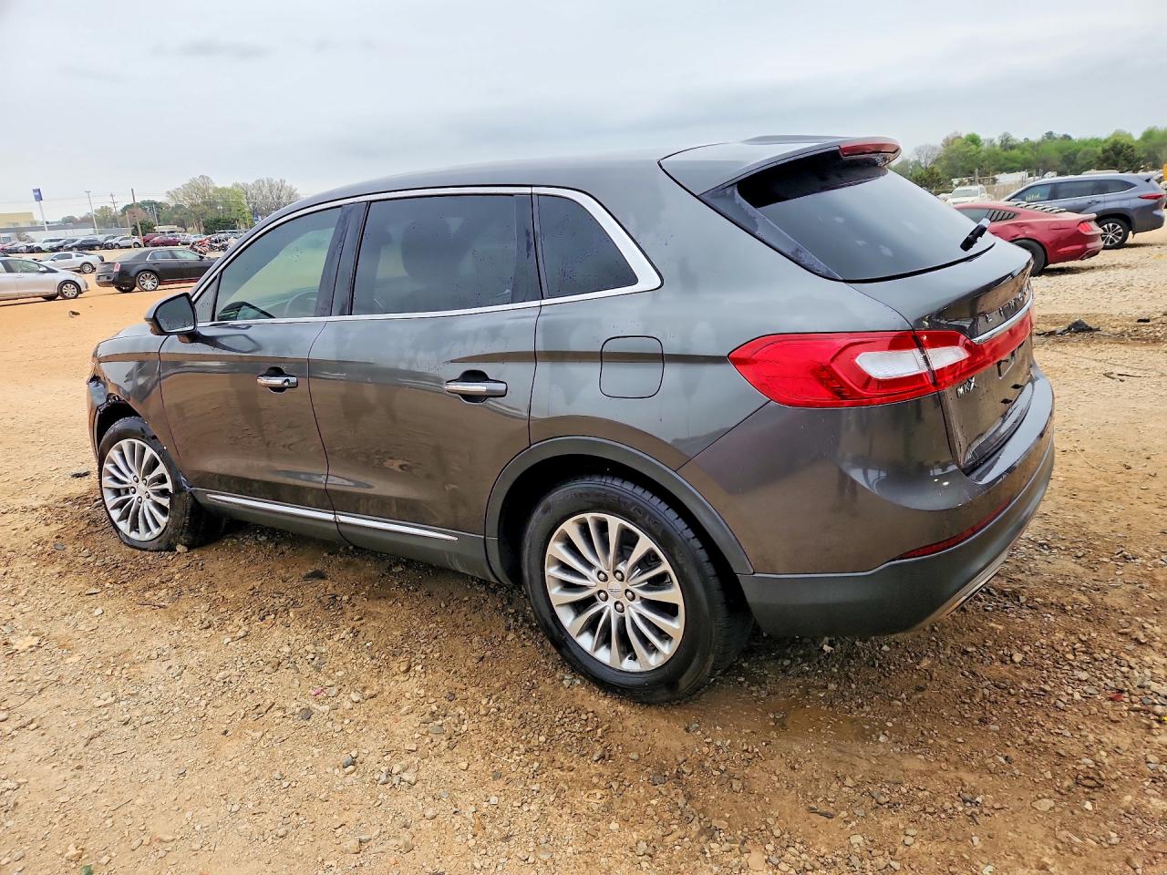 2018 Lincoln Mkx VIN 2LMPJ6KR9JBL41598 photo 2