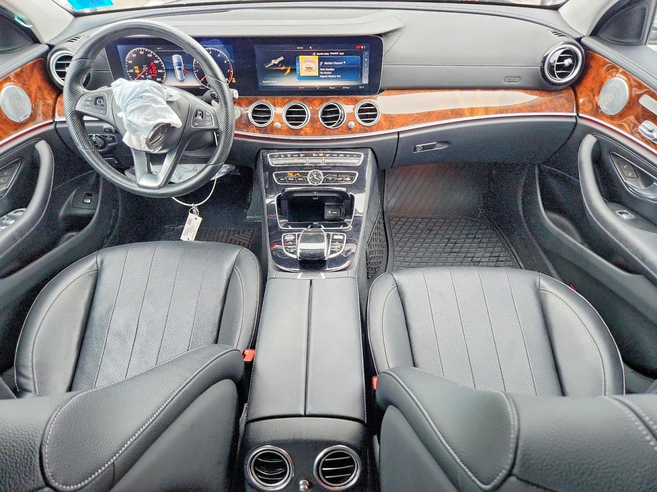 2017 Mercedes-Benz E-class VIN WDDZH6GB1HA201010 photo 8
