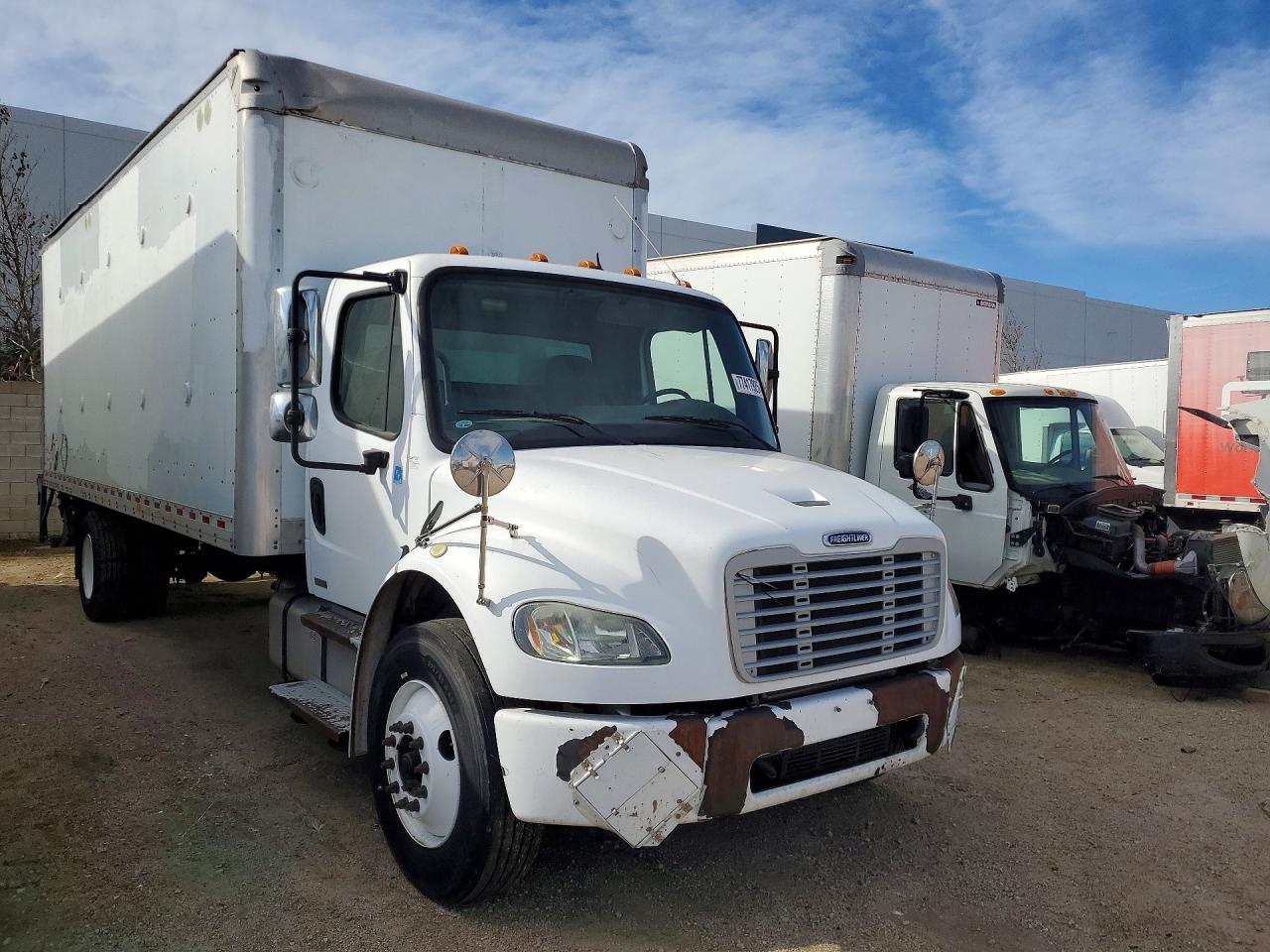 2012 FREIGHTLINER All other VIN 1FVACXDT7CHBM7163 photo 4