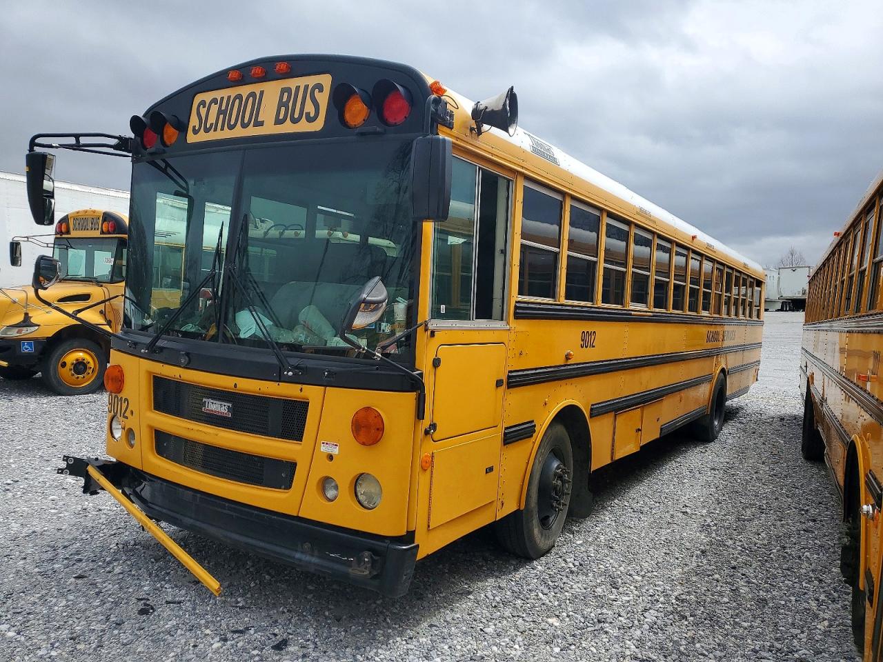 2014 THOMAS All other VIN 1T88U9E22E1272362 photo 2