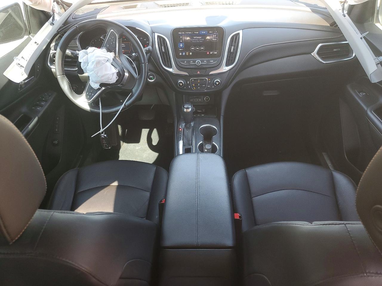 2020 Chev Equinox VIN 2GNAXPEX0L6239596 photo 8