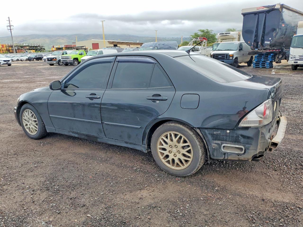2003 Lexus Is 300 VIN JTHBD192130076224 photo 2