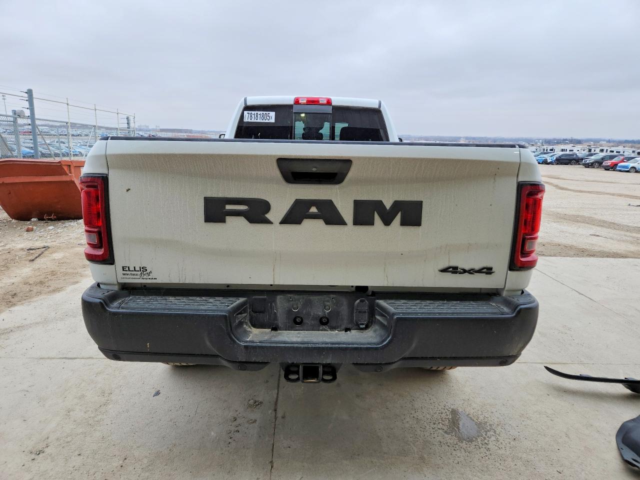 2025 Ram 3500 VIN 3C63R3GL7SG540391 photo 6