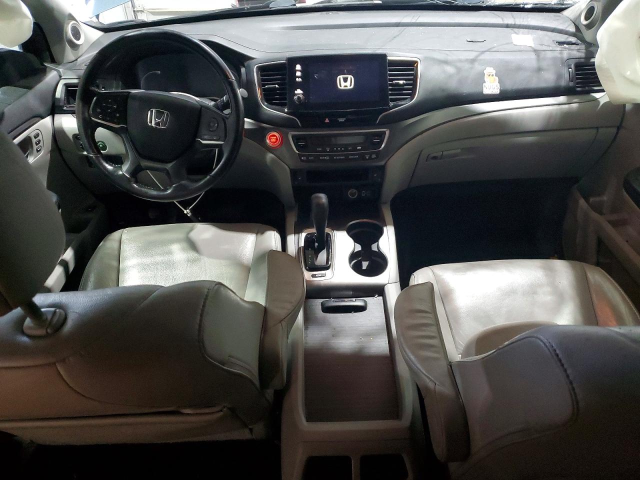 2019 Honda Pilot VIN 5FNYF6H56KB075388 photo 8