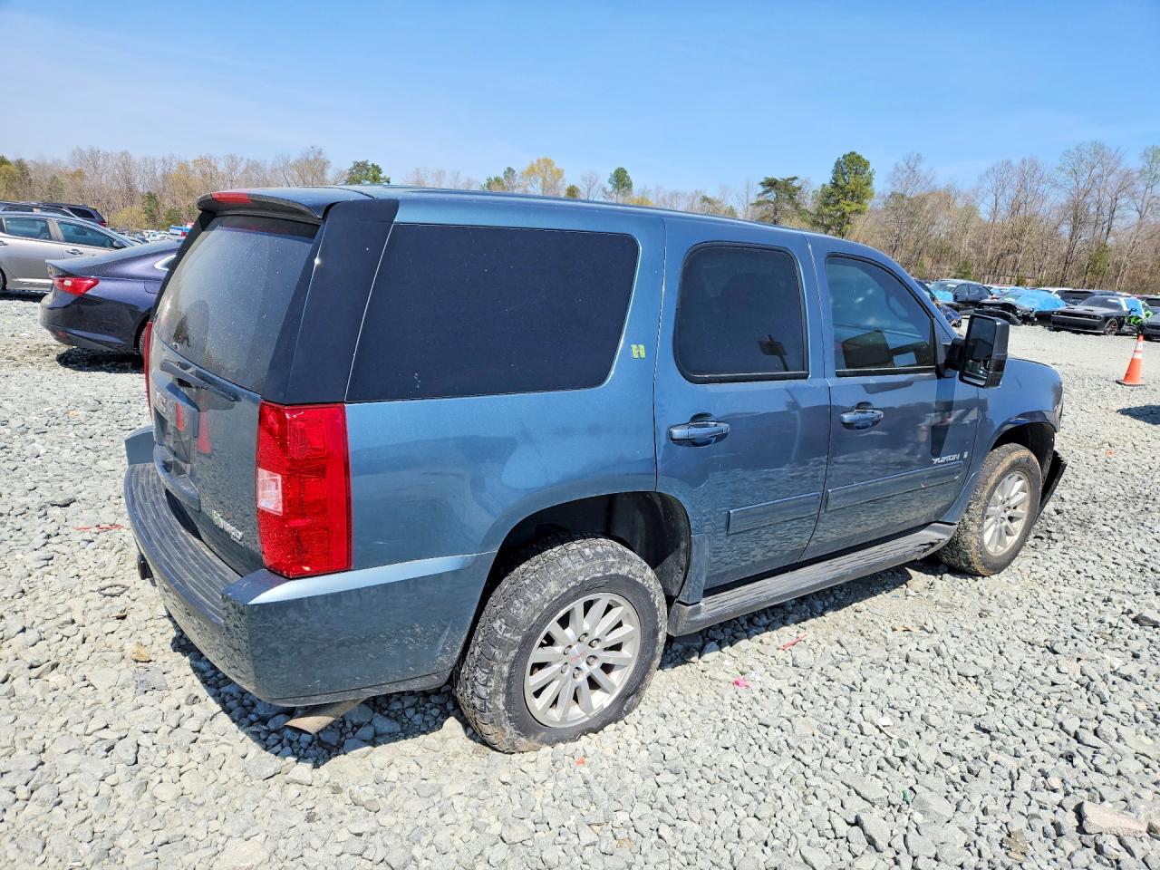 2009 GMC Yukon VIN 1GKFK13579R288209 photo 3