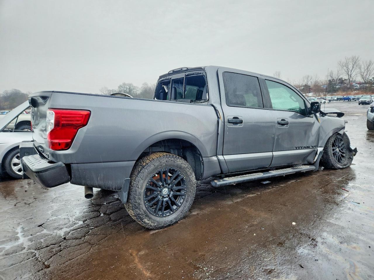 2019 Nissan TITAN VIN 1N6AA1E50KN513764 photo 3