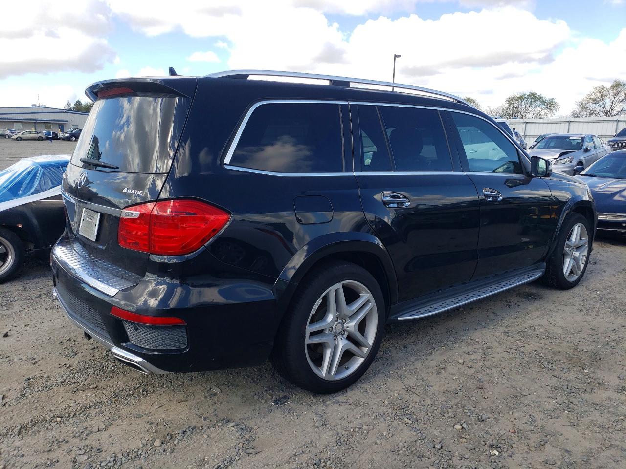 2014 Mercedes-Benz Gl-class VIN 4JGDF7DE8EA322008 photo 3