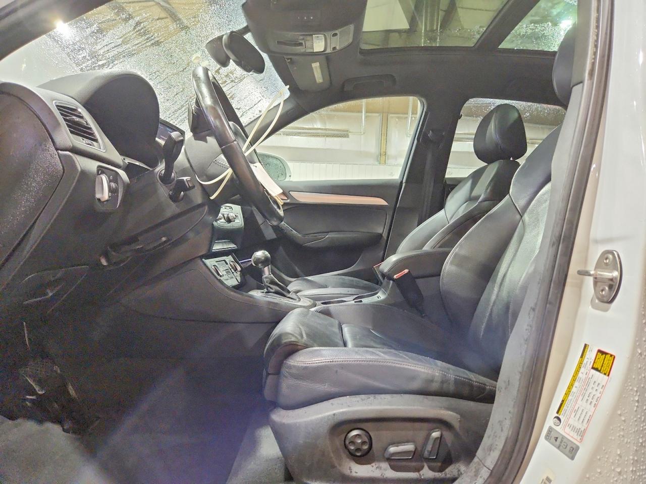 2015 Audi Q3 VIN WA1GFCFSXFR011514 photo 7