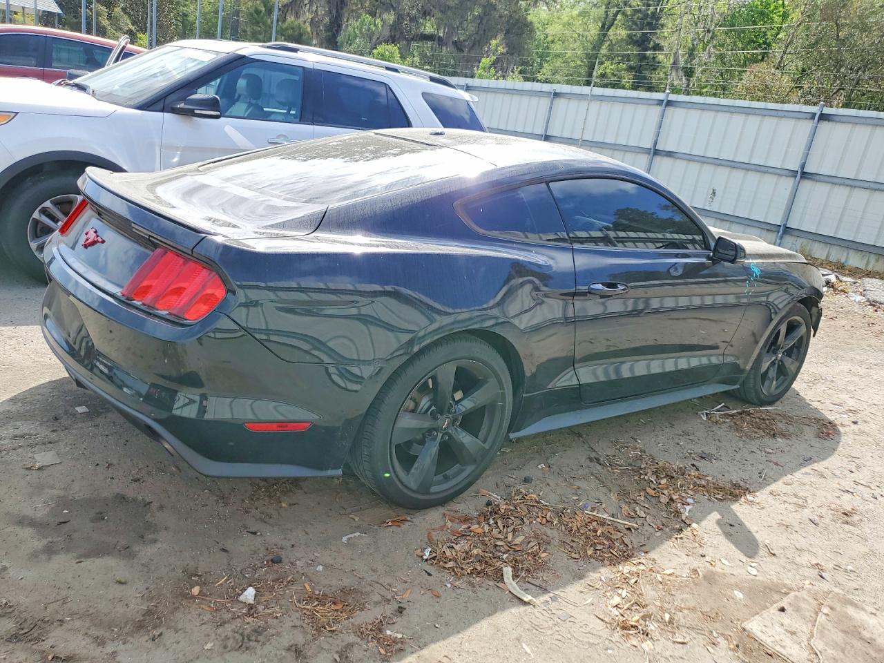 2016 FORD All models VIN 1FA6P8TH3G5259073 photo 3