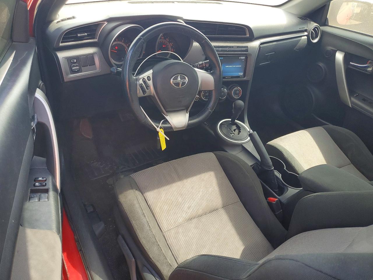 2016 Scion Tc VIN JTKJF5C73GJ018322 photo 8