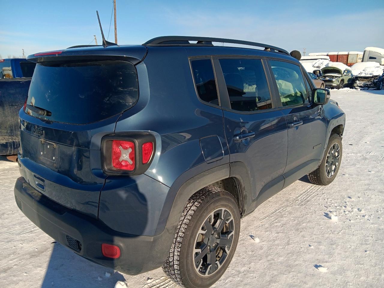 2023 Jeep Renegade VIN ZACNJDB13PPP40188 photo 3
