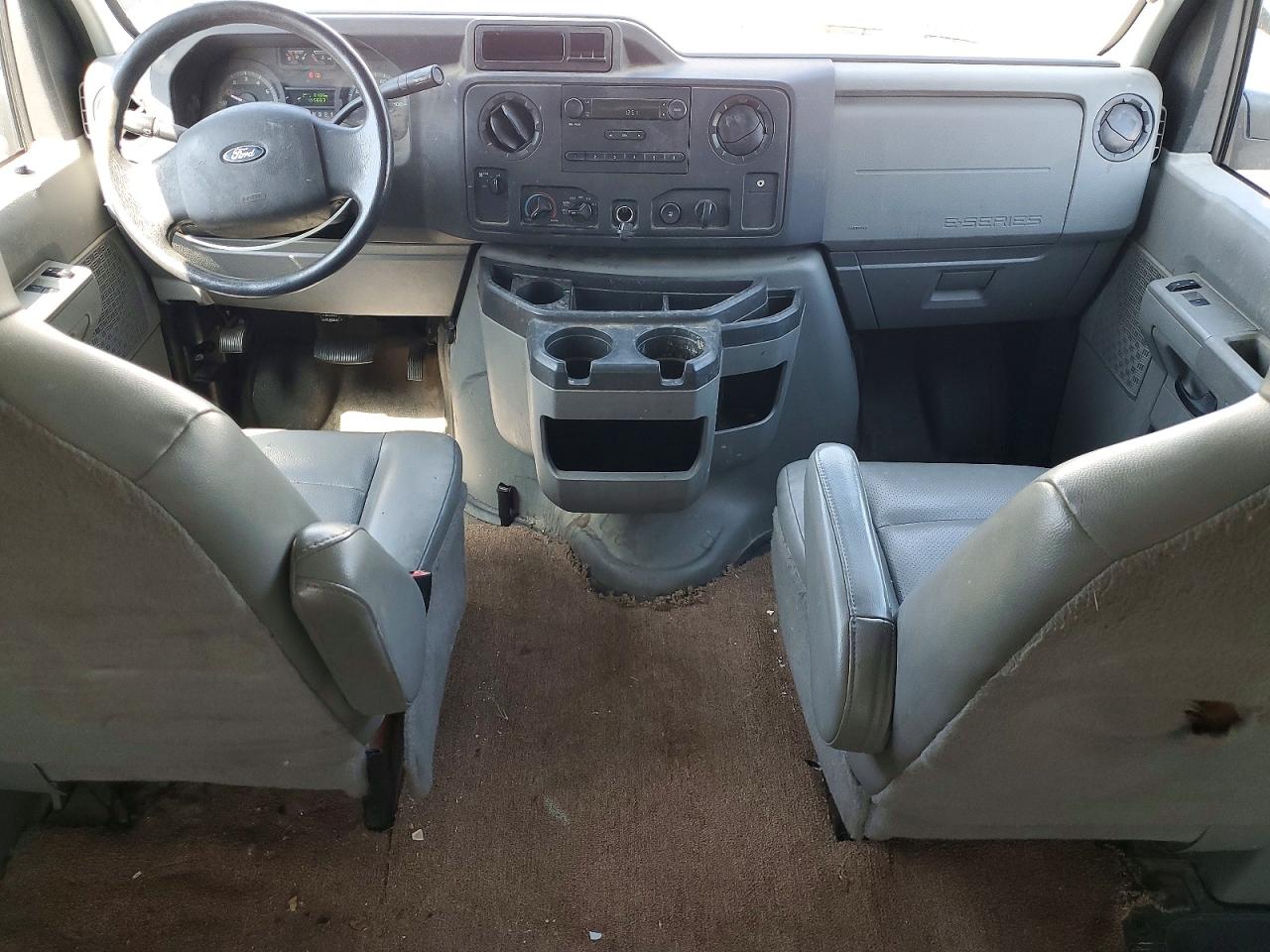 2014 Ford Econoline VIN 1FTNE1EW3EDA50613 photo 8