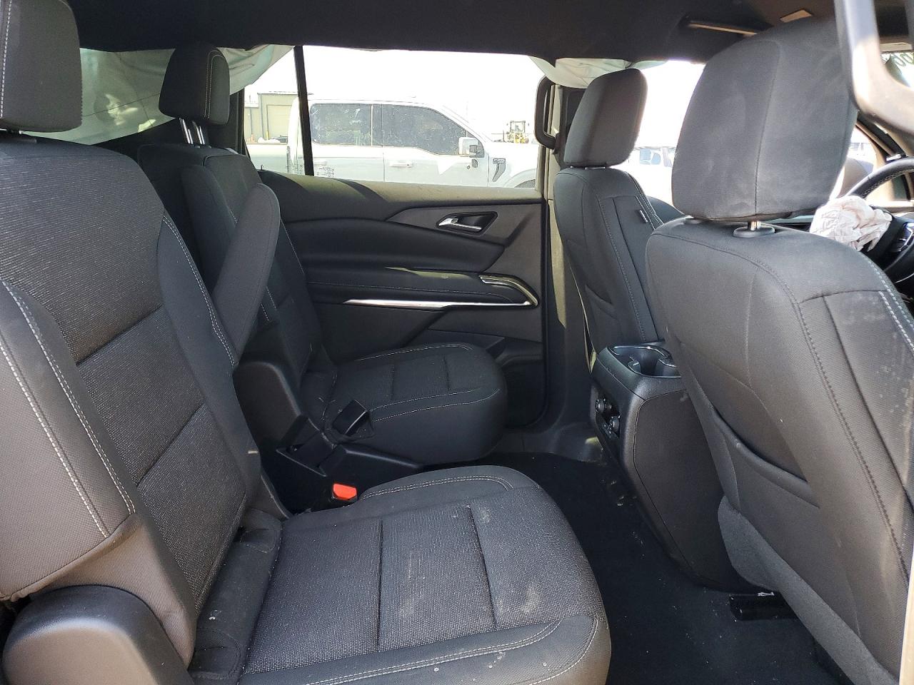 2025 Chevrolet Traverse VIN 1GNERGRS5SJ206721 photo 10