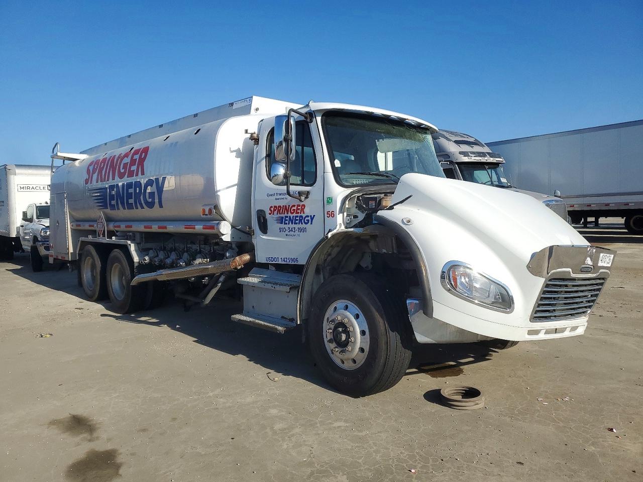 2017 FREIGHTLINER All other VIN 1FVHCYCY3HHJC5971 photo 1
